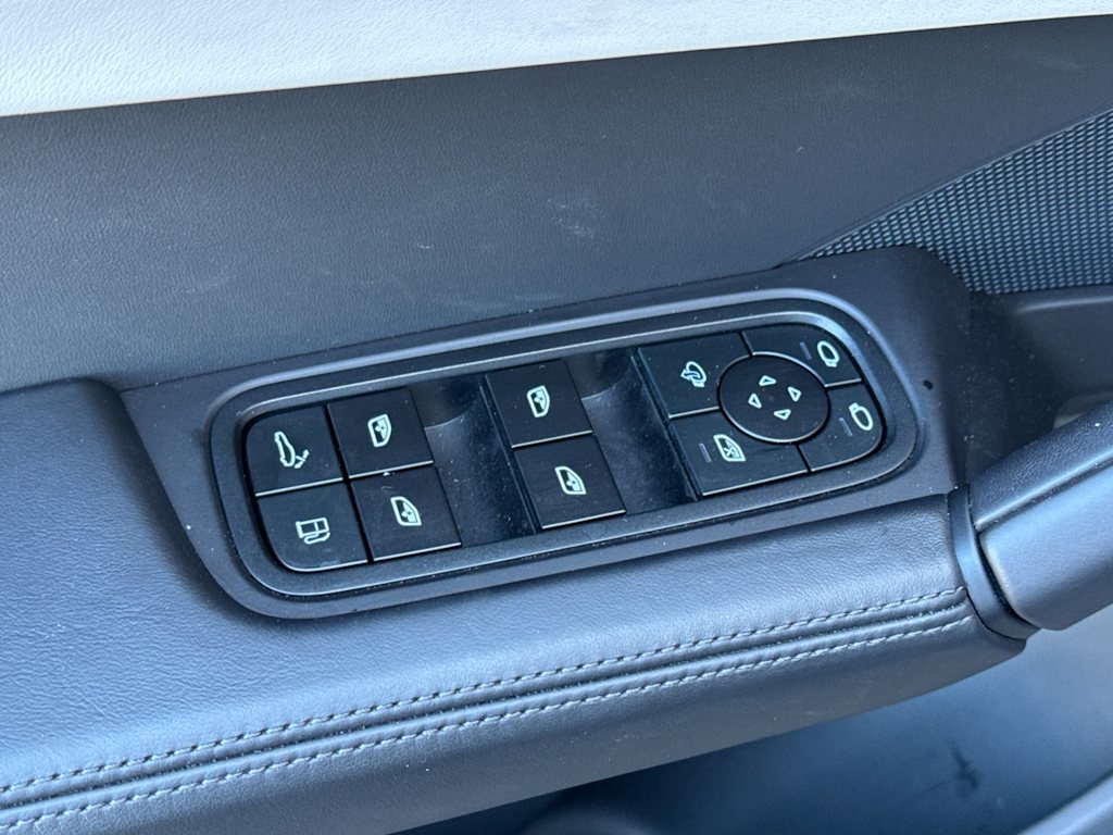 Thumbnail: 2025 Porsche Cayenne - 22