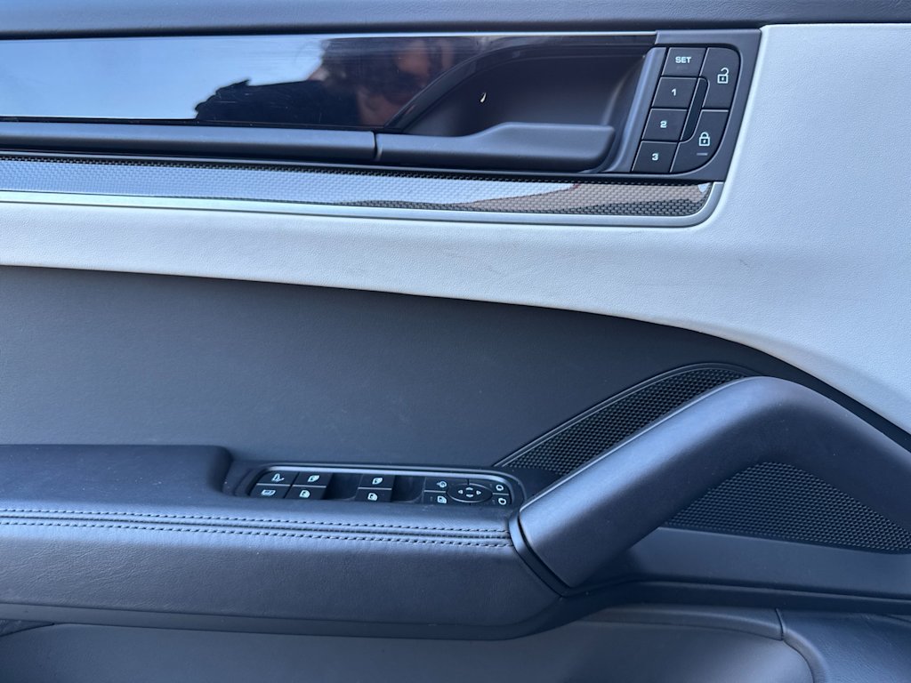 Thumbnail: 2025 Porsche Cayenne - 21