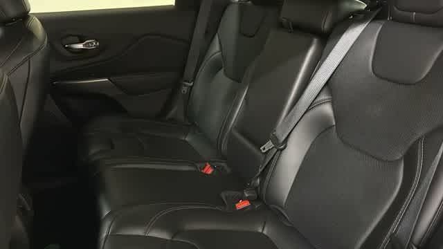 Thumbnail: 2021 Jeep Cherokee - 29