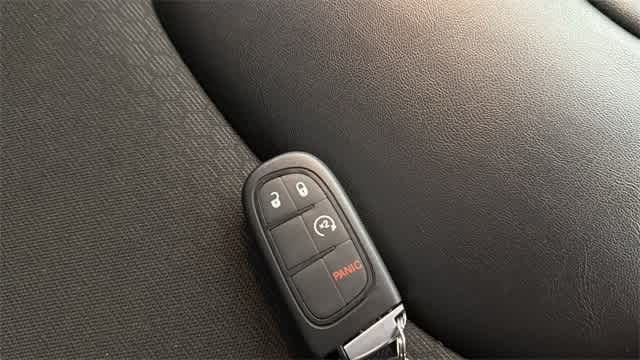 Thumbnail: 2021 Jeep Cherokee - 18