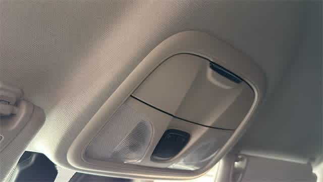 Thumbnail: 2021 Jeep Cherokee - 29