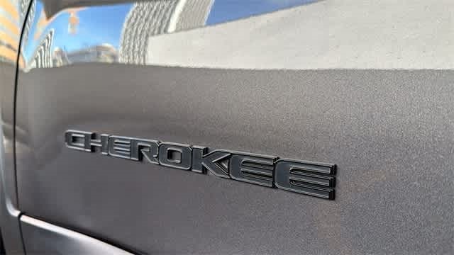 Thumbnail: 2021 Jeep Cherokee - 20