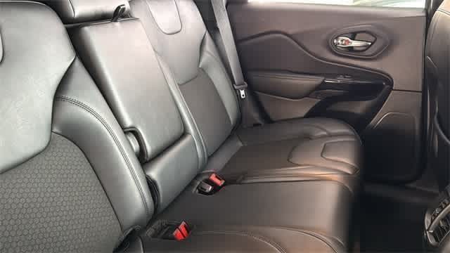 Thumbnail: 2021 Jeep Cherokee - 34