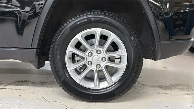 Thumbnail: 2022 Jeep Grand Cherokee - 6