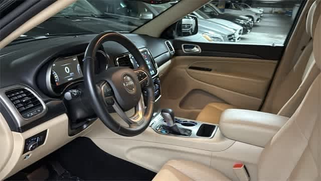 Thumbnail: 2022 Jeep Grand Cherokee - 11