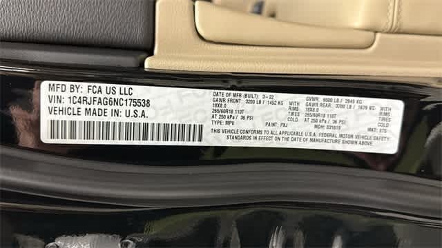 Thumbnail: 2022 Jeep Grand Cherokee - 18