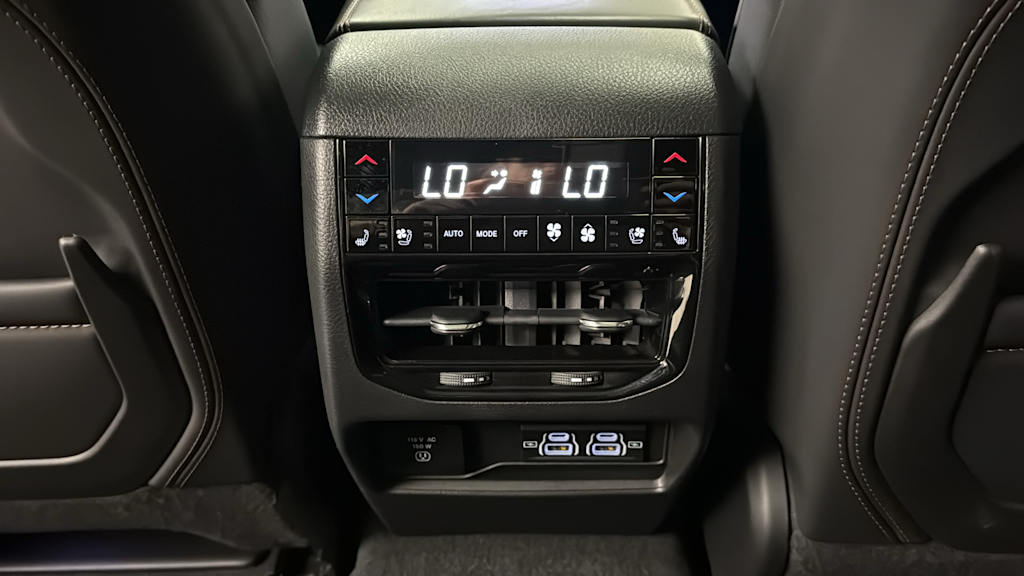 Thumbnail: 2022 Jeep Grand Cherokee - 33