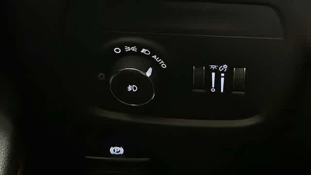 Thumbnail: 2022 Jeep Grand Cherokee L - 25