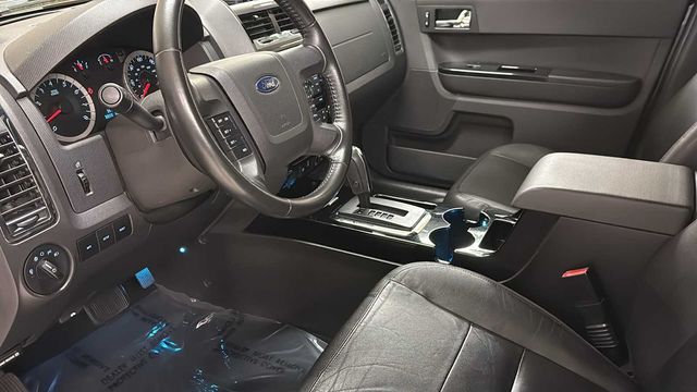 Thumbnail: 2011 Ford Escape - 13