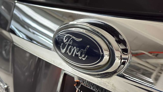 Thumbnail: 2011 Ford Escape - 7