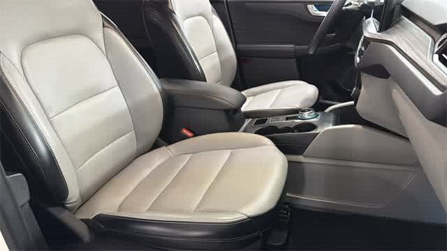 Thumbnail: 2024 Ford Escape - 30