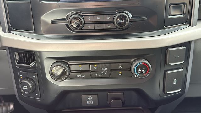Thumbnail: 2023 Ford F-150 - 24