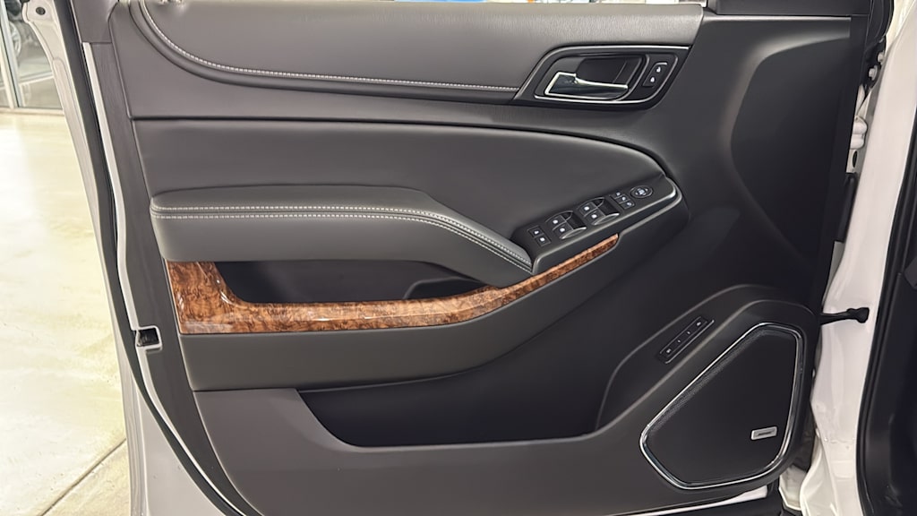 Thumbnail: 2020 Chevrolet Tahoe - 23