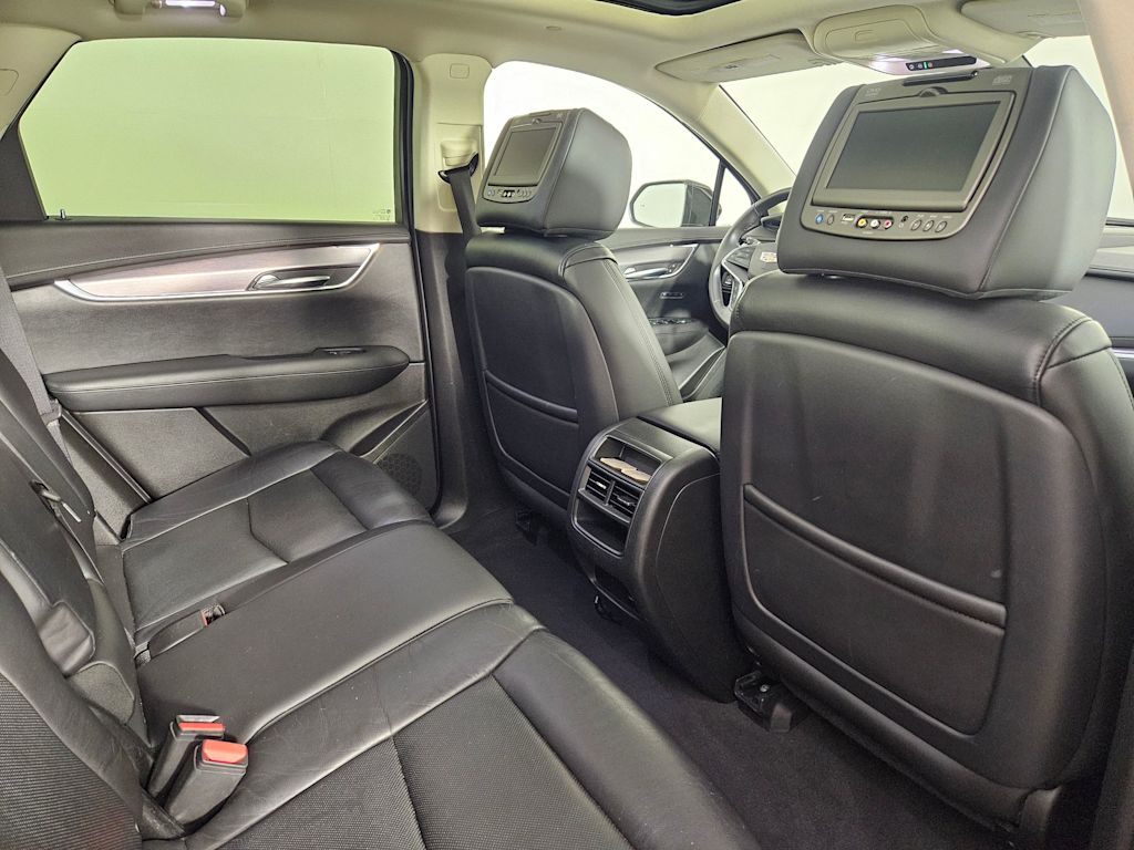 2017 Cadillac XT5 Luxury 13