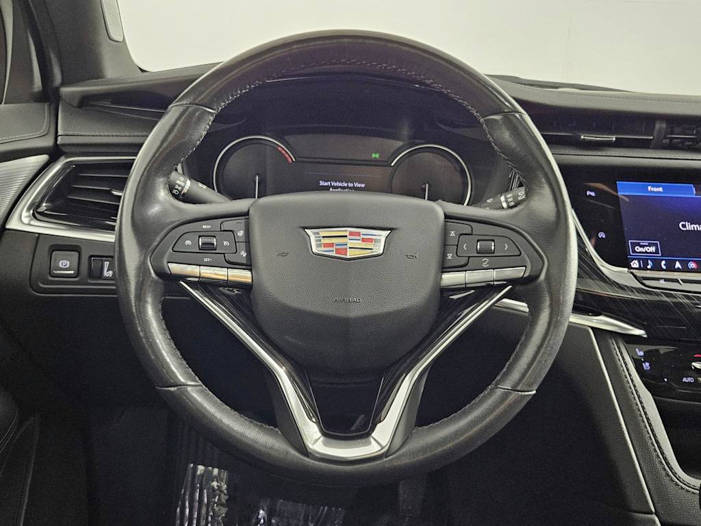 Thumbnail: 2023 Cadillac XT6 - 10