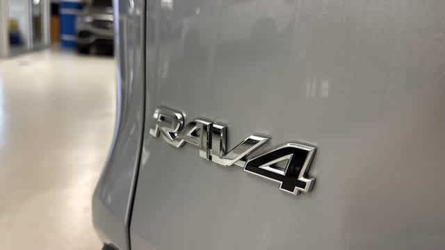 Thumbnail: 2024 Toyota RAV4 - 21