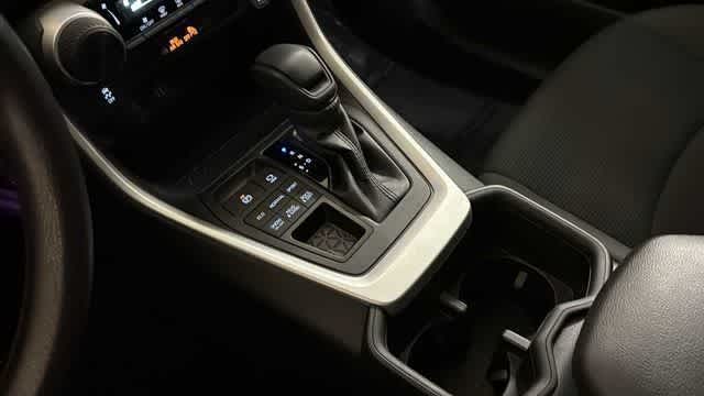 Thumbnail: 2024 Toyota RAV4 - 16