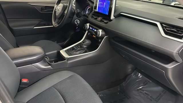 Thumbnail: 2024 Toyota RAV4 - 14