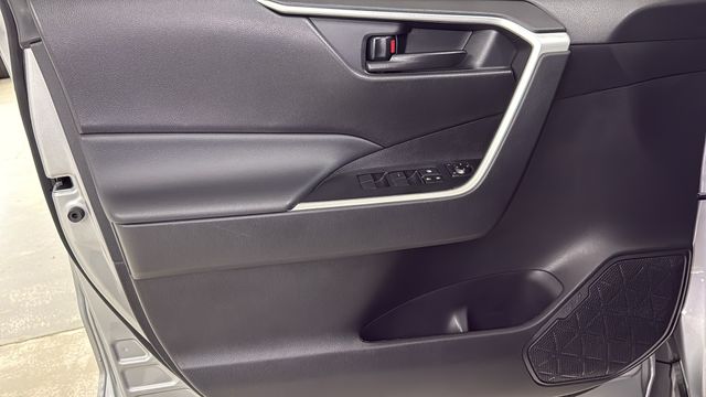 Thumbnail: 2024 Toyota RAV4 - 23