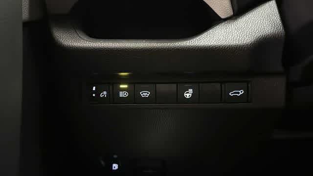Thumbnail: 2025 Toyota RAV4 - 10