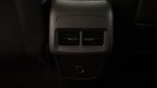 Thumbnail: 2024 GMC Terrain - 31