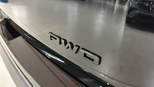 Thumbnail: 2024 GMC Terrain - 21