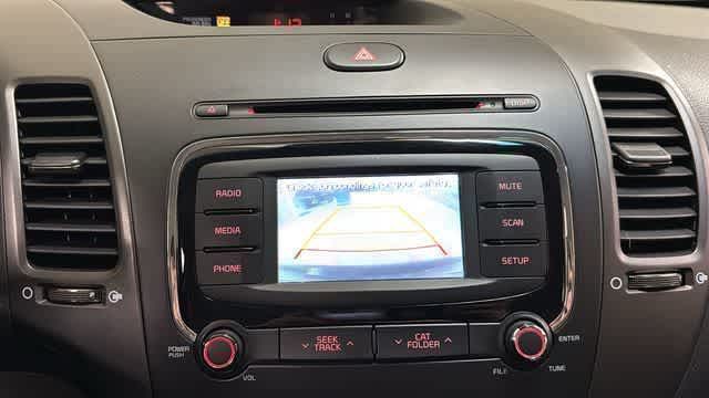 Thumbnail: 2017 Kia Forte - 25