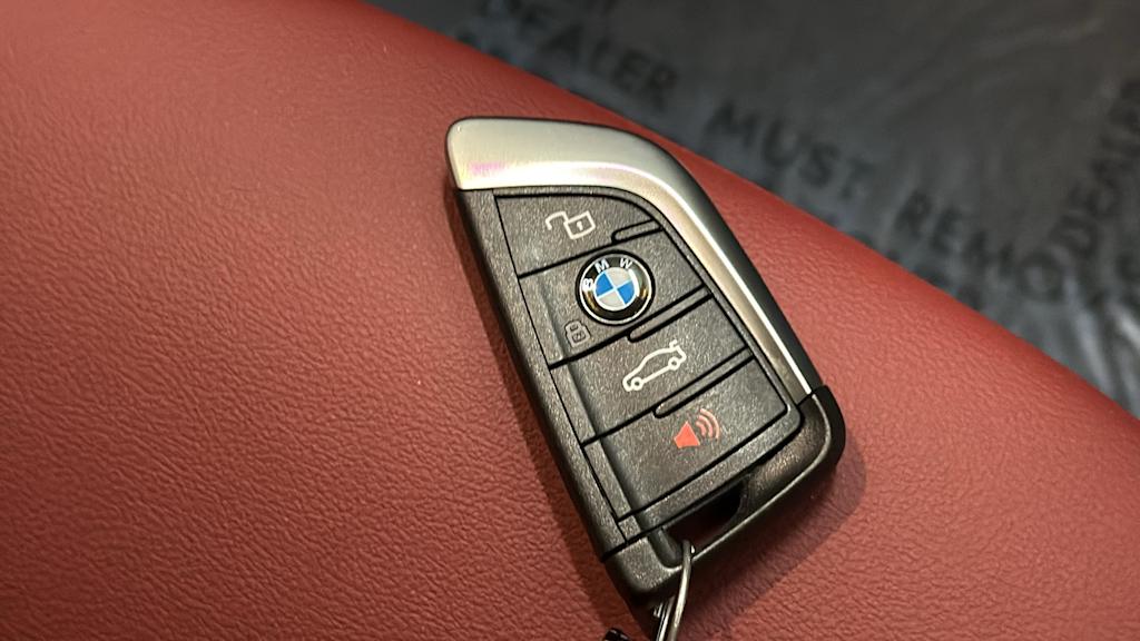Thumbnail: 2024 BMW 3 Series - 19