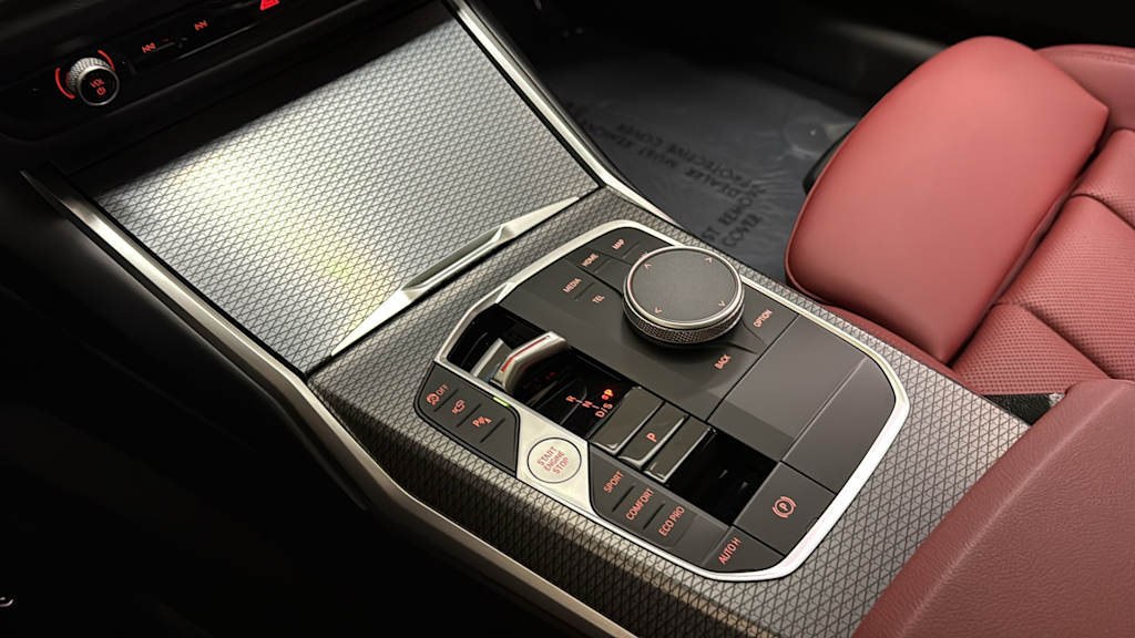 Thumbnail: 2024 BMW 3 Series - 16