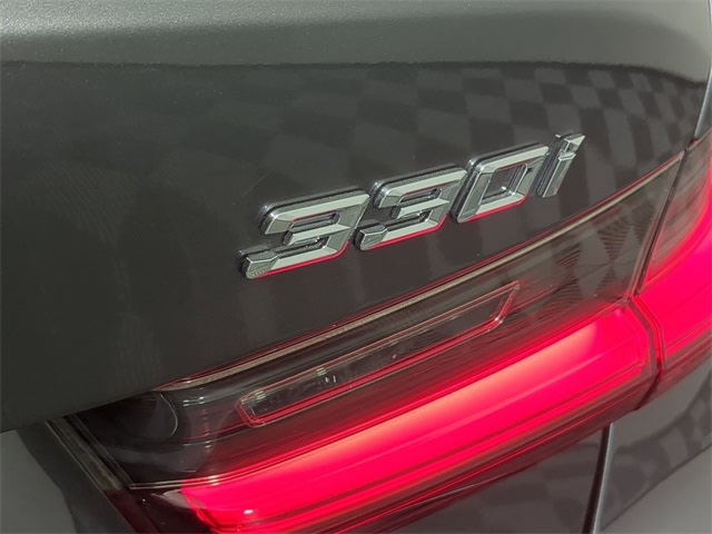 Thumbnail: 2021 BMW 3 Series - 24
