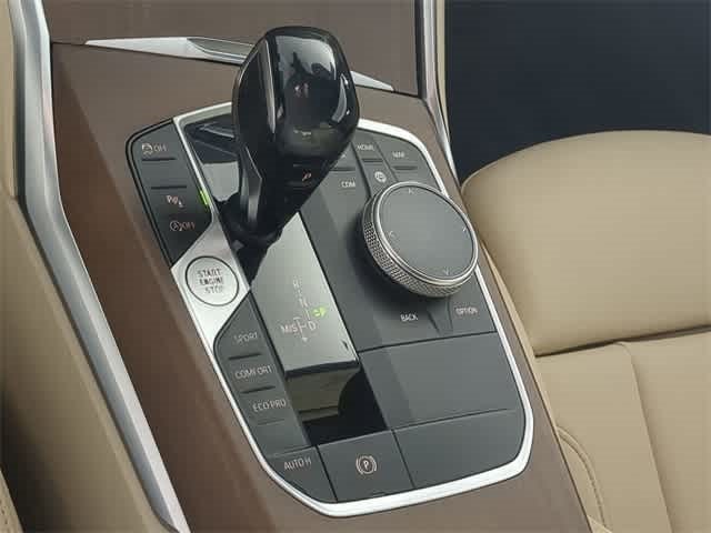 Thumbnail: 2021 BMW 3 Series - 16