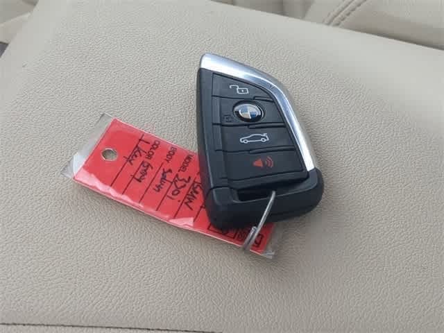 Thumbnail: 2021 BMW 3 Series - 19