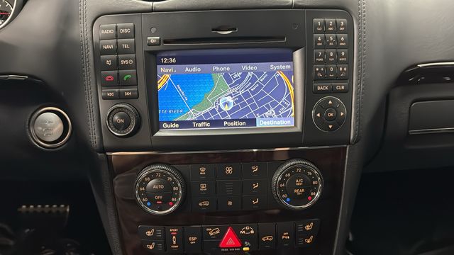 Thumbnail: 2010 Mercedes-Benz M-Class - 15