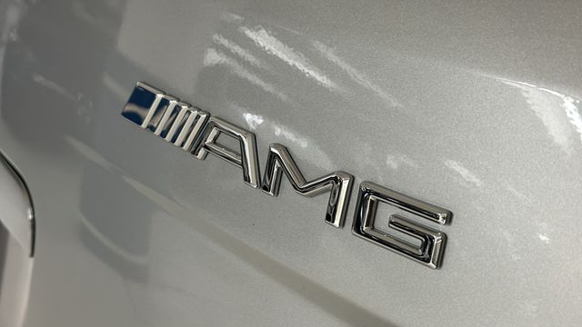 Thumbnail: 2010 Mercedes-Benz M-Class - 21