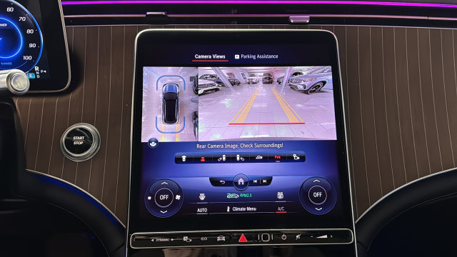 Thumbnail: 2023 Mercedes-Benz EQS - 31