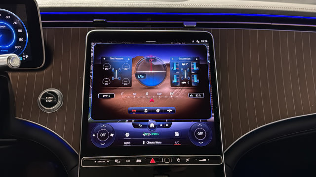 Thumbnail: 2023 Mercedes-Benz EQS - 28