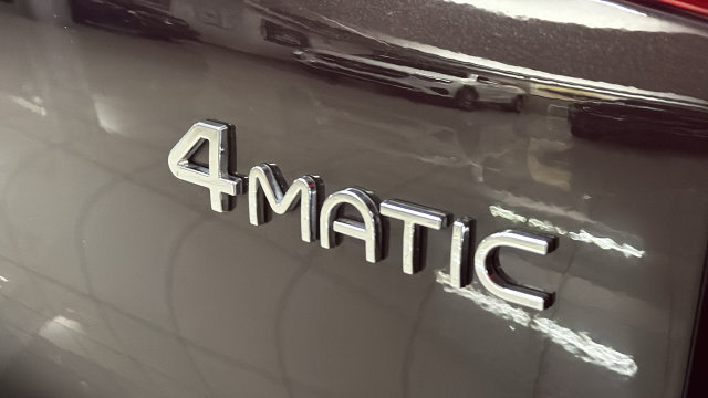 Thumbnail: 2023 Mercedes-Benz EQS - 21