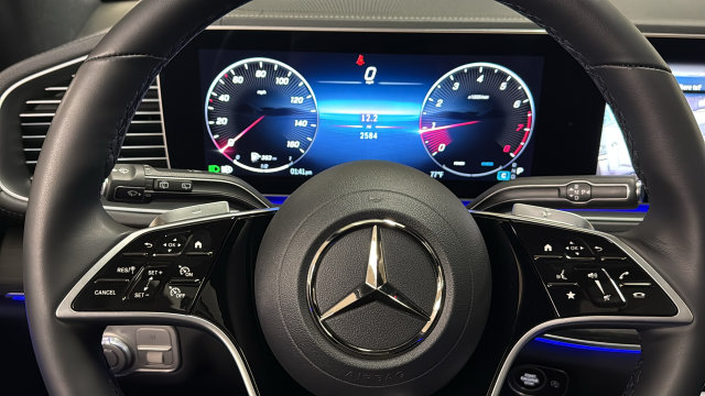Thumbnail: 2026 Mercedes-Benz GLE - 9