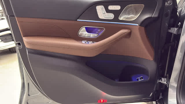 Thumbnail: 2026 Mercedes-Benz GLE - 23