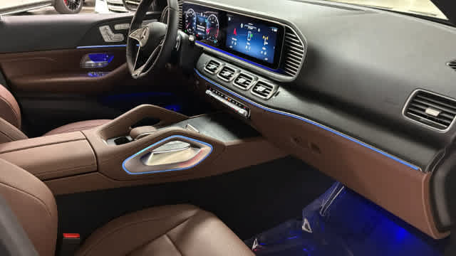 Thumbnail: 2026 Mercedes-Benz GLE - 38
