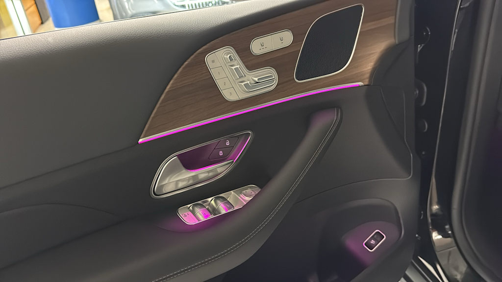 Thumbnail: 2026 Mercedes-Benz GLE - 25
