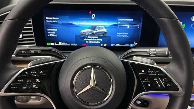 Thumbnail: 2026 Mercedes-Benz GLE - 15