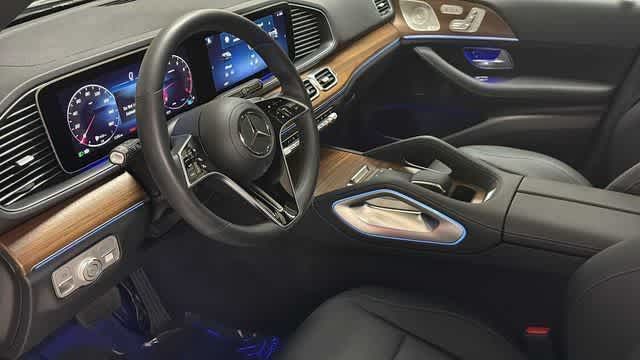 Thumbnail: 2026 Mercedes-Benz GLE - 32