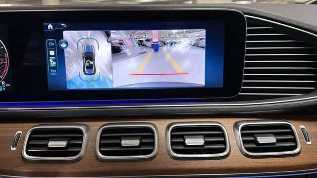 Thumbnail: 2026 Mercedes-Benz GLE - 28