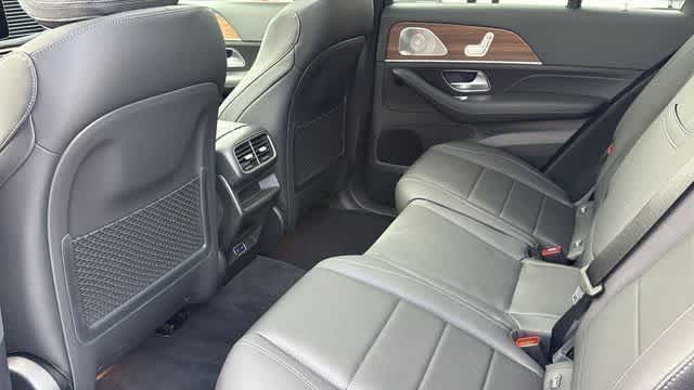 Thumbnail: 2026 Mercedes-Benz GLE - 33