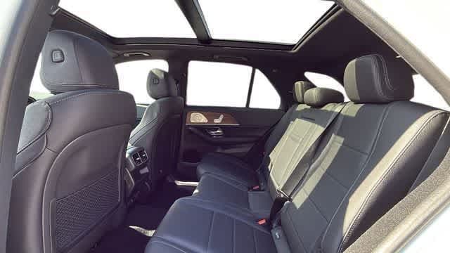 Thumbnail: 2026 Mercedes-Benz GLE - 13