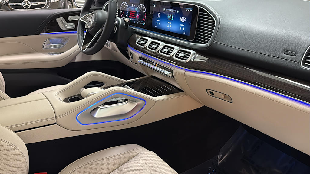 Thumbnail: 2026 Mercedes-Benz GLE - 37