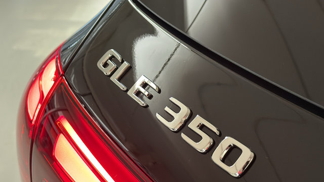 Thumbnail: 2026 Mercedes-Benz GLE - 19