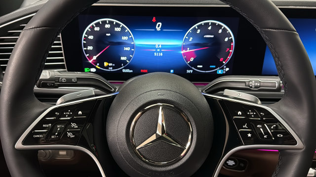 Thumbnail: 2026 Mercedes-Benz GLE - 17