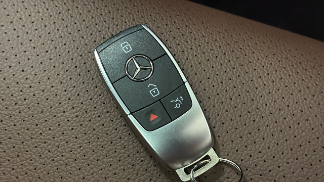 Thumbnail: 2026 Mercedes-Benz GLE - 39